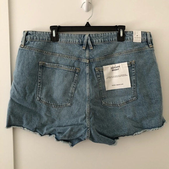 Good American Blue Cut Off Shorts 18 - Picture 3 of 9
